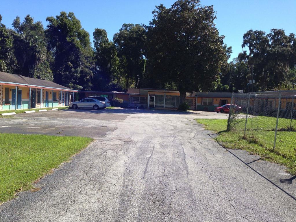 Florida Motel