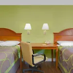 Super-8-Gainesville-I-75-Hospital-University-Area
