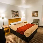 Econo Lodge University