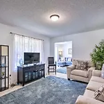 Sunny Abode, 10 Mi To University Of Florida!