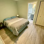Serene Renovated Oasis Near Downtown Area