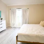 Stylish Sanctuary King Beds Upscale Condo