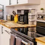 Newly Reno\'D Historic Mansion 1 Mile To Uf & Dt