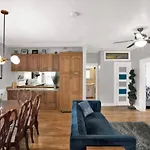 1940 Cottage Seen On Fyi, 2Bd 2Ba