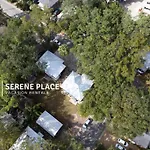 Serene Place - Walk To Uf - Free Parking