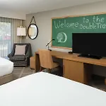 Doubletree By Hilton Gainesville