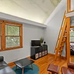 Cozy Townhome Near Uf Campus