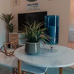 Gainesville Charm- Cozy, Comfortable, Convenient