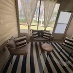 Relaxing 2B/2B With Office Nook, Pool, Gym, Sauna, Walk-In Closets, Lanai, 1 Car Garage