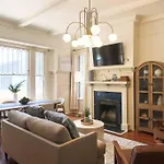 Walk To Downtown 1-1 Apartment