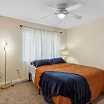 Free Parking-Only 3 Min To Uf, Downtown & Midtown!