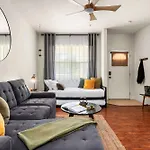 Bali Bliss Updated & Well-Appointed Condo