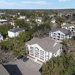 Cozy Uf Condo - Near Shands Uf Va On Archer Road !