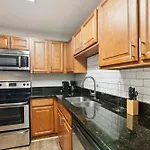 Sweetwater 24A I Beautiful 1Bd Apt I Free Parking