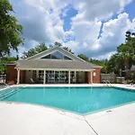 Newly Remodeled Condo - Near Uf, Shands & Va !