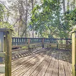 Pet-Friendly Gainesville Vacation Rental With Patio!