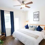 The Champion\'S Suite Newly Built Upscale Central