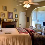 Magnolia Plantation & Cottages