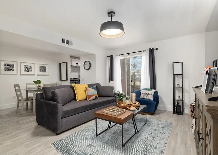 Cozy Uf Condo - Near Shands Uf Va On Archer Road !