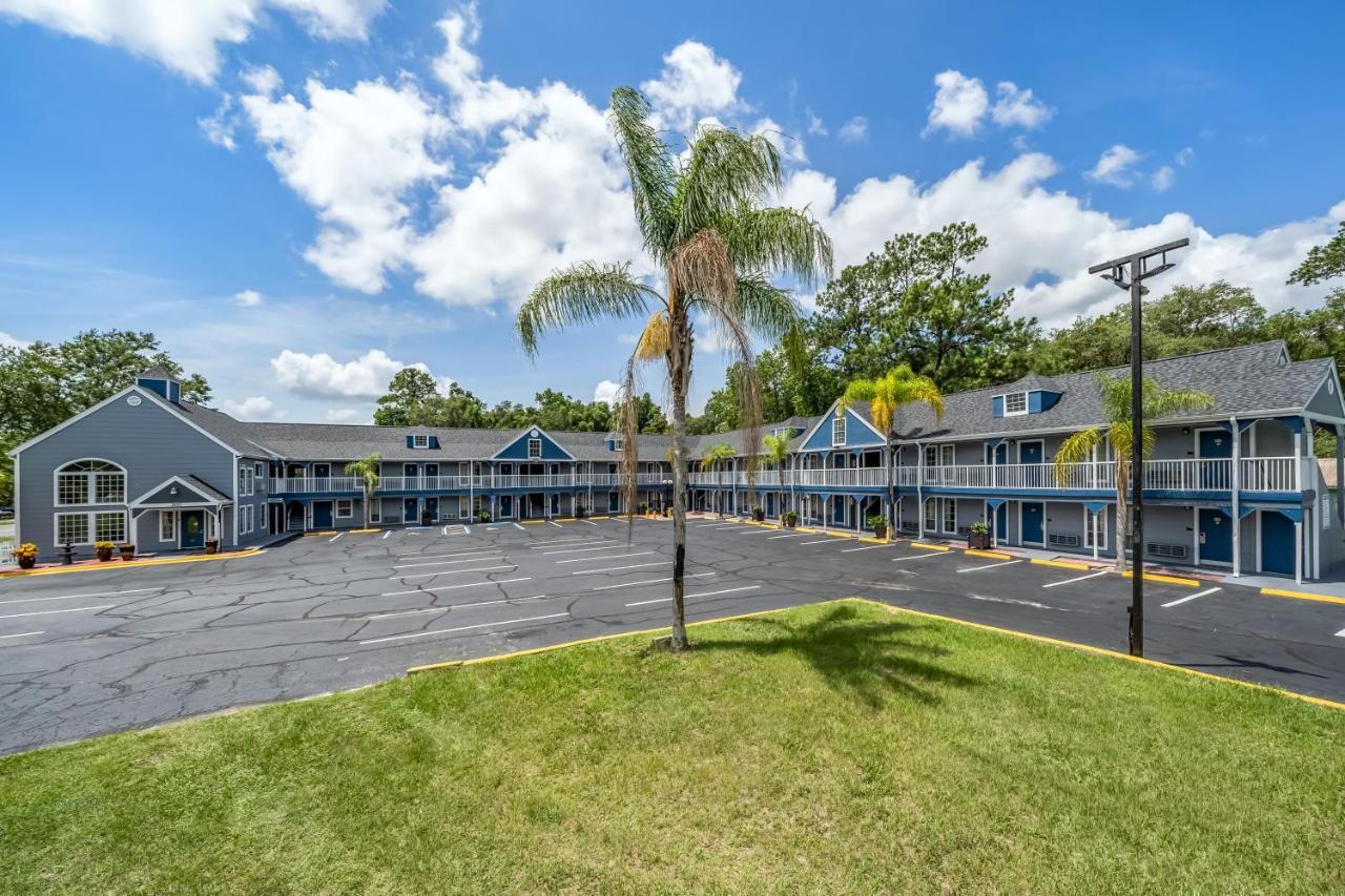 Gatortown Hotel