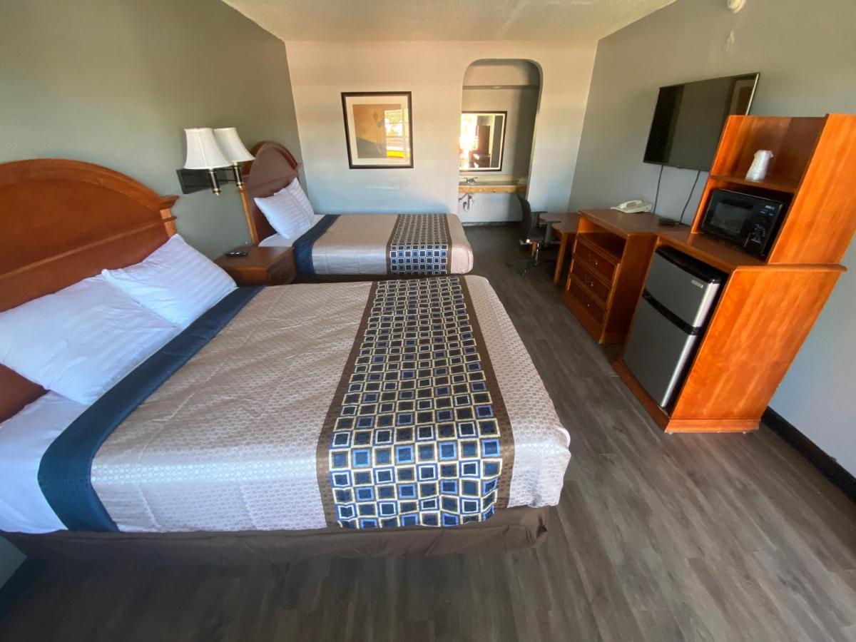 Motel Americas Value - Gainesville