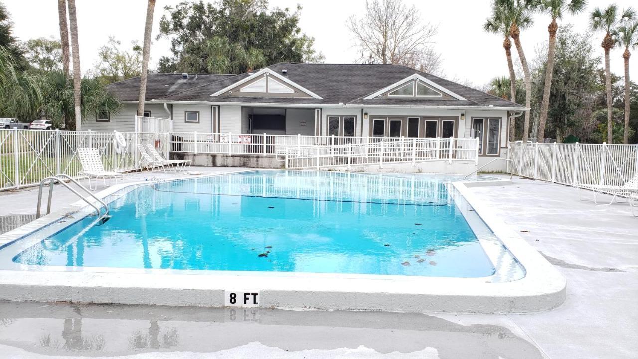 2 Master Near North Florida Regional Med, Uf Health, & Mall Apartamento *