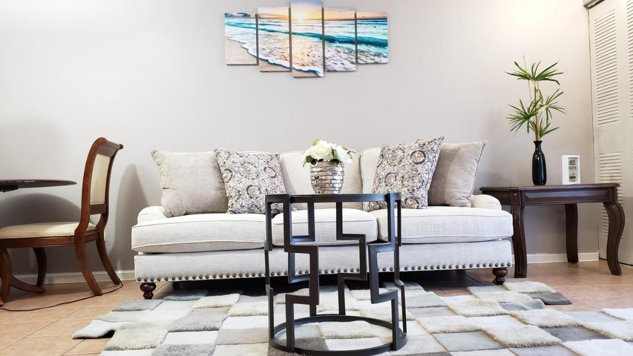 Comfy & Convenient 1br Near Oaks Mall & Medical Center Fast Wifi Apartment Gainesville