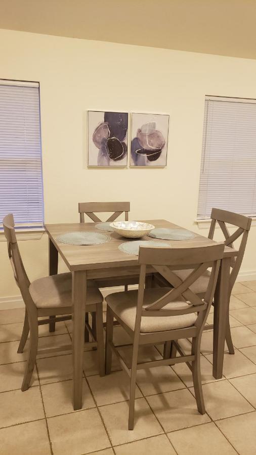 Modern House Minutes From Downtown Gainesville, Uf, Va & More! Holiday home *