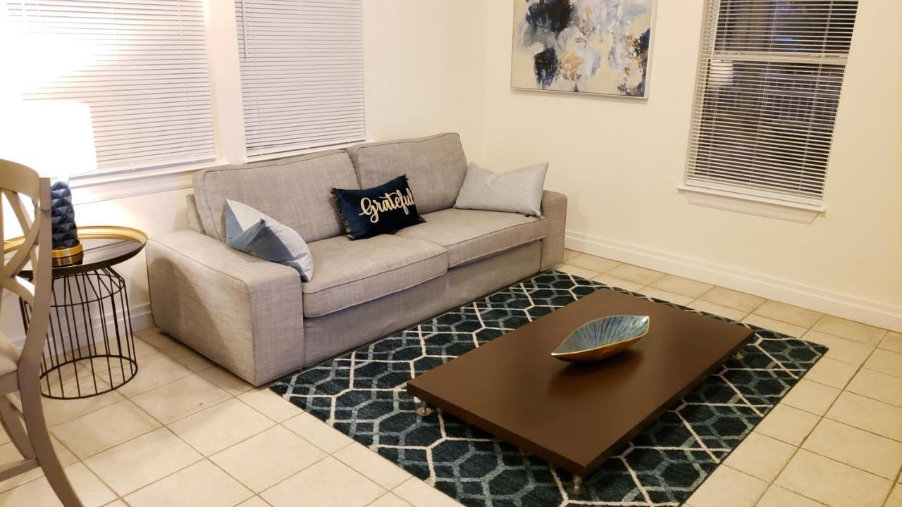 Modern House Minutes From Downtown Gainesville, Uf, Va & More! Holiday home