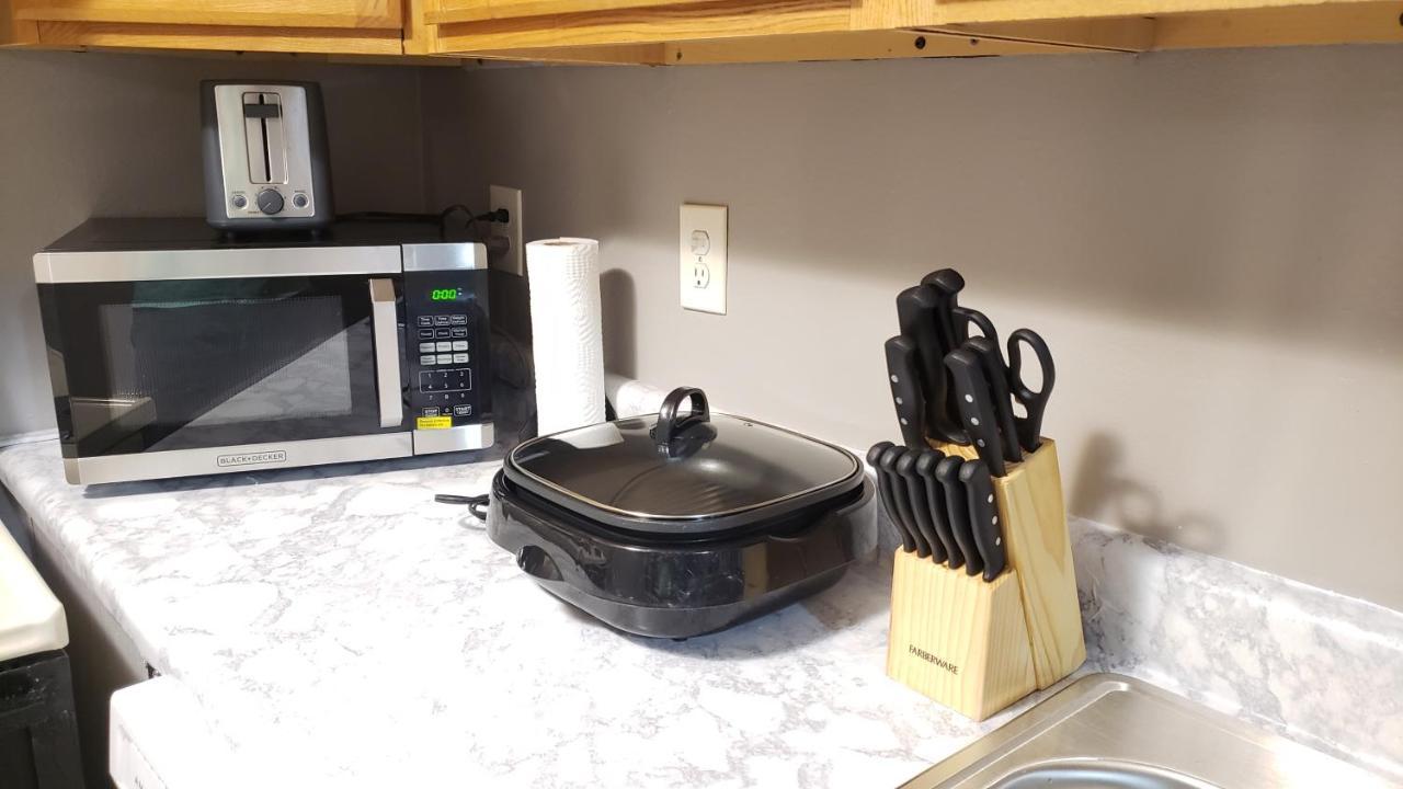 Apartment Comfy & Convenient 1br Near Oaks Mall & Medical Center Fast Wifi *