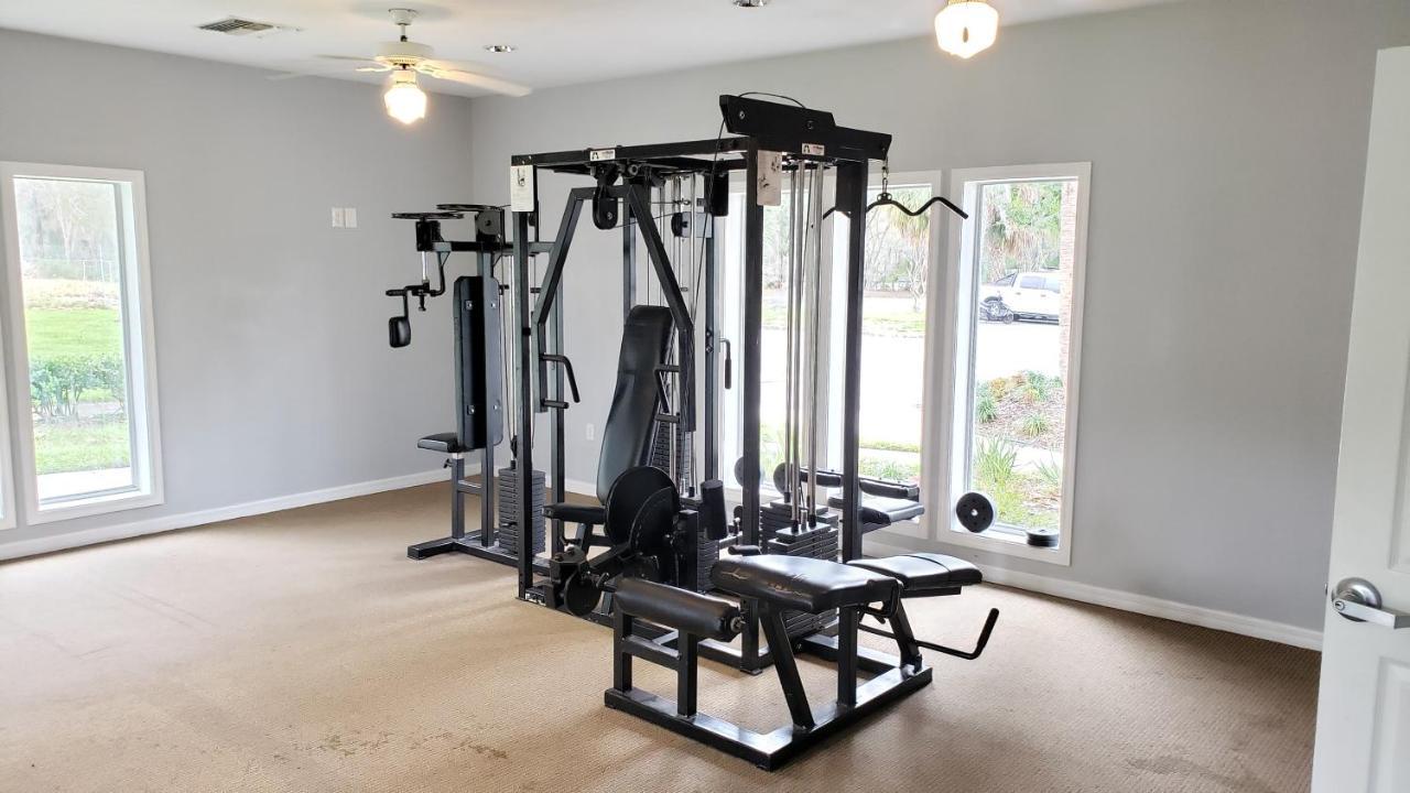 Comfy & Convenient 1br Near Oaks Mall & Medical Center Fast Wifi Apartment