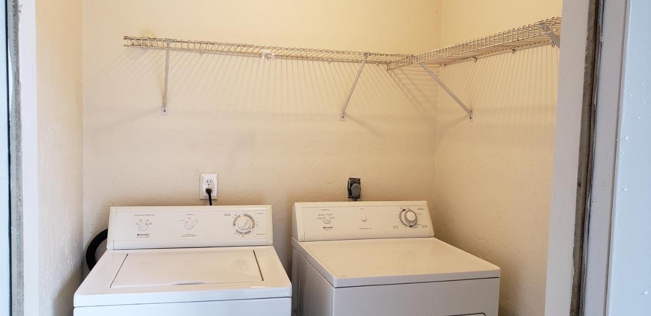 Apartment Beautiful Townhouse 2 Bedrooms 1 And A Half Bathrooms Next To Butler Plaza 1 Mile To Uf *