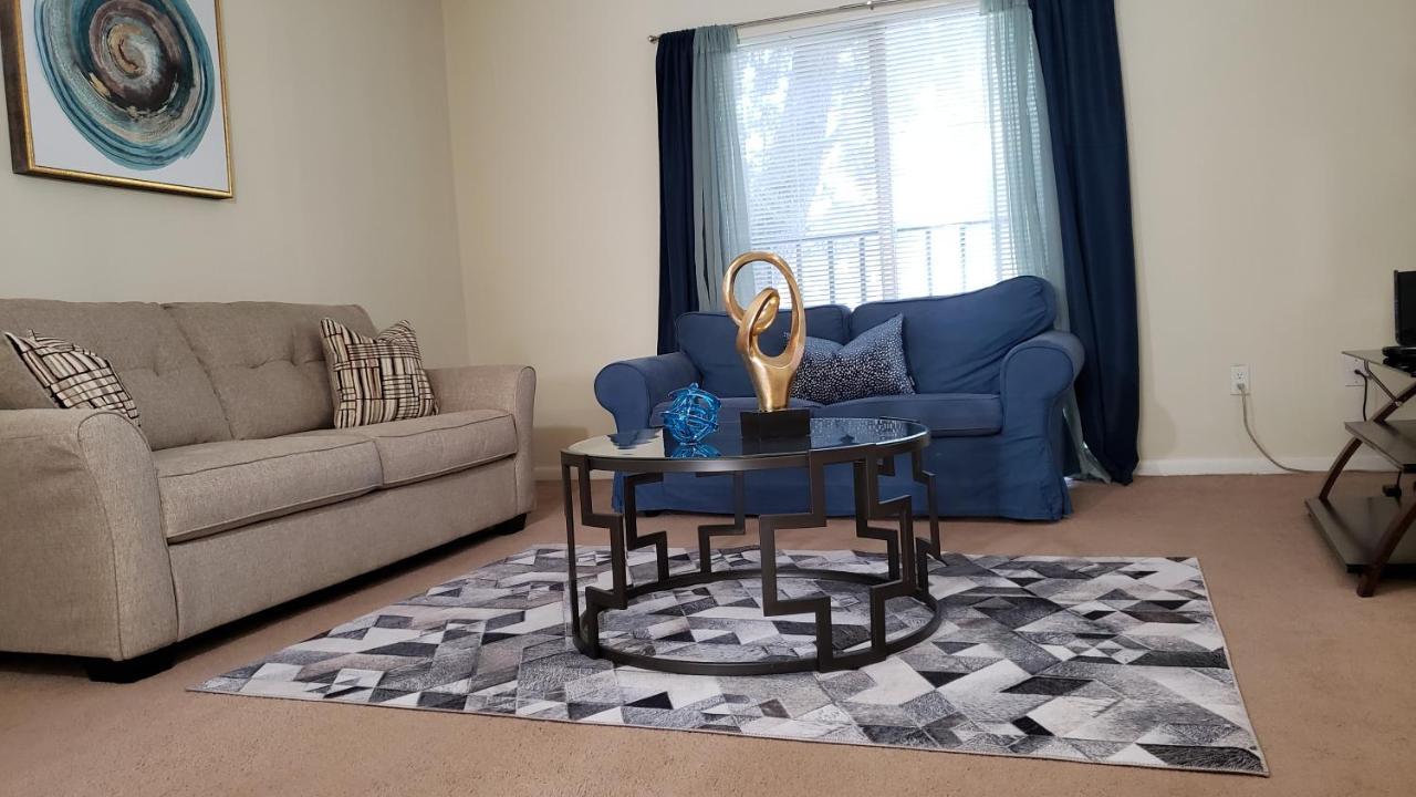 Prime Location For Uf Visitors 2br With Pool And Fast Wi-fi Apartamento *