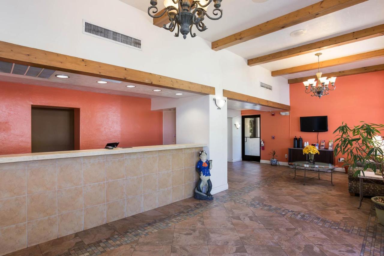 6 Gainesville, Fl Hotel 2*