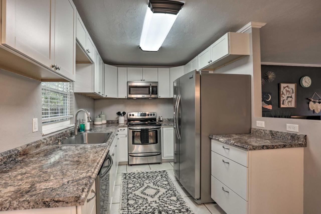 Holiday home 5 Mi To Uf Stadium And Downtown! *