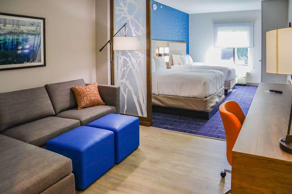 Hotel Comfort Near Gainesville