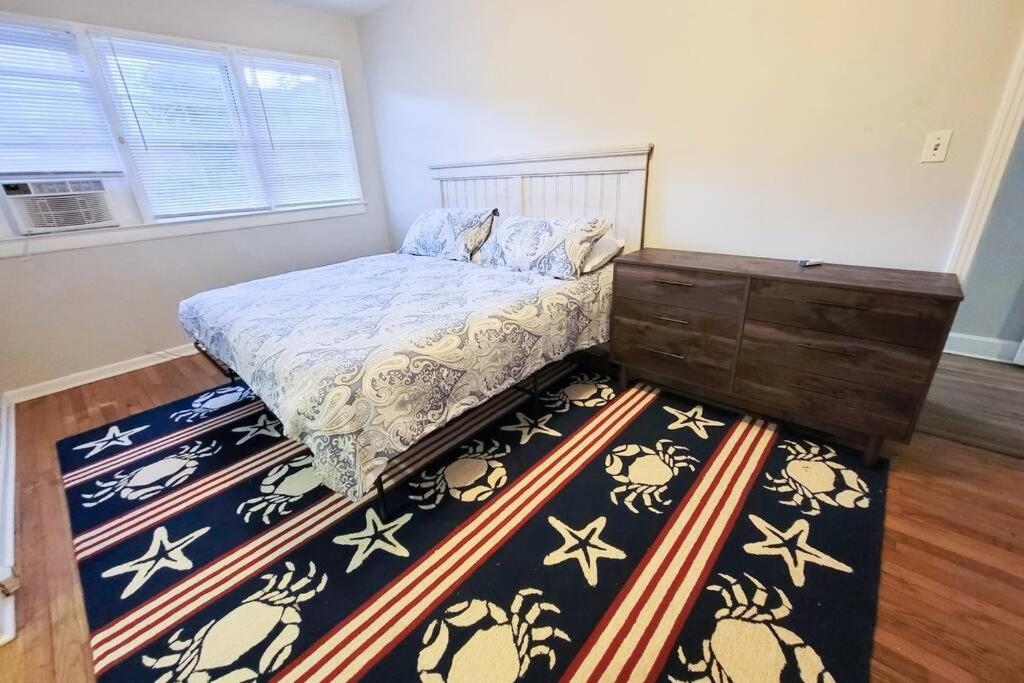Iconic - Sleeps 12 - 4 Br- Tom Petty's Old House Holiday home *