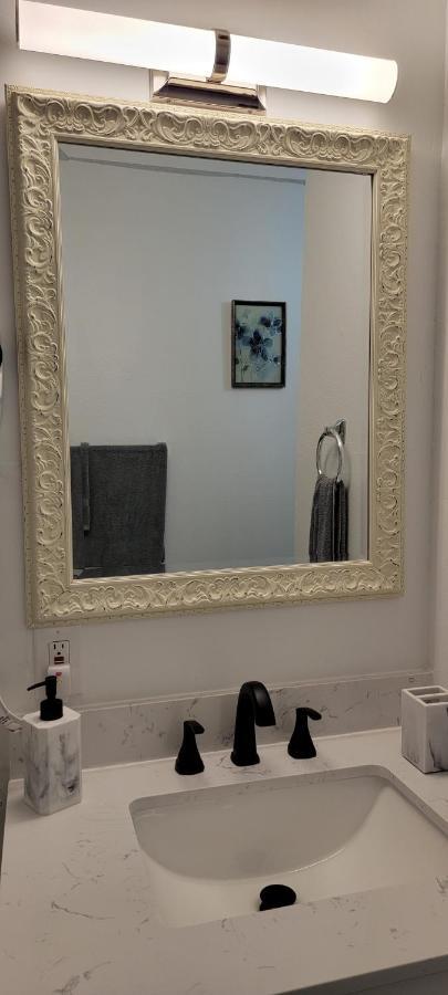 Comfy & Convenient 1br Near Oaks Mall & Medical Center Fast Wifi Gainesville