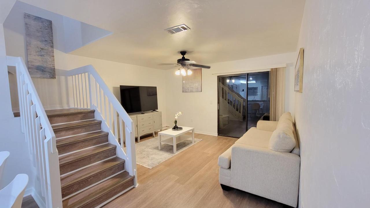 Apartment Beautiful Townhouse 2 Bedrooms 1 And A Half Bathrooms Next To Butler Plaza 1 Mile To Uf *