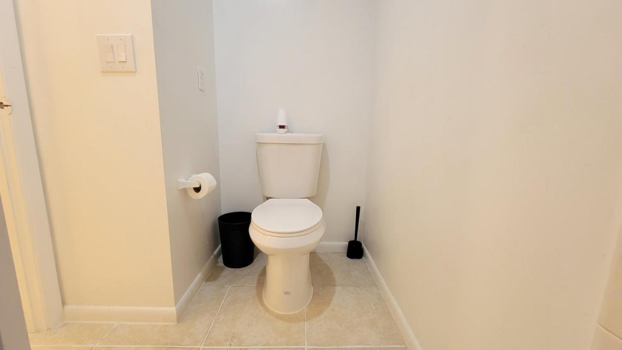 Beautiful Townhouse 2 Bedrooms 1 And A Half Bathrooms Next To Butler Plaza 1 Mile To Uf Gainesville