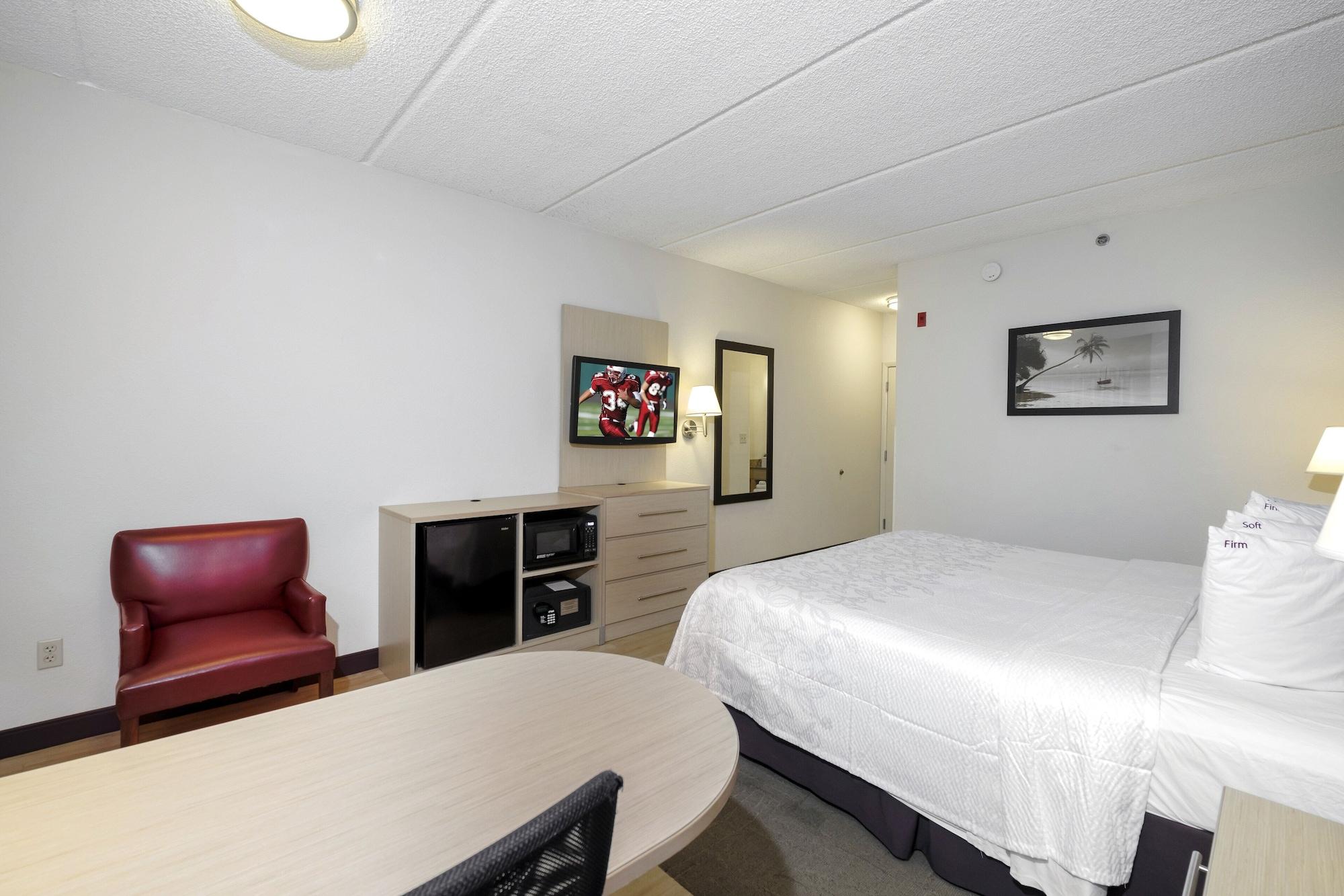 Hotel Red Roof + 3*