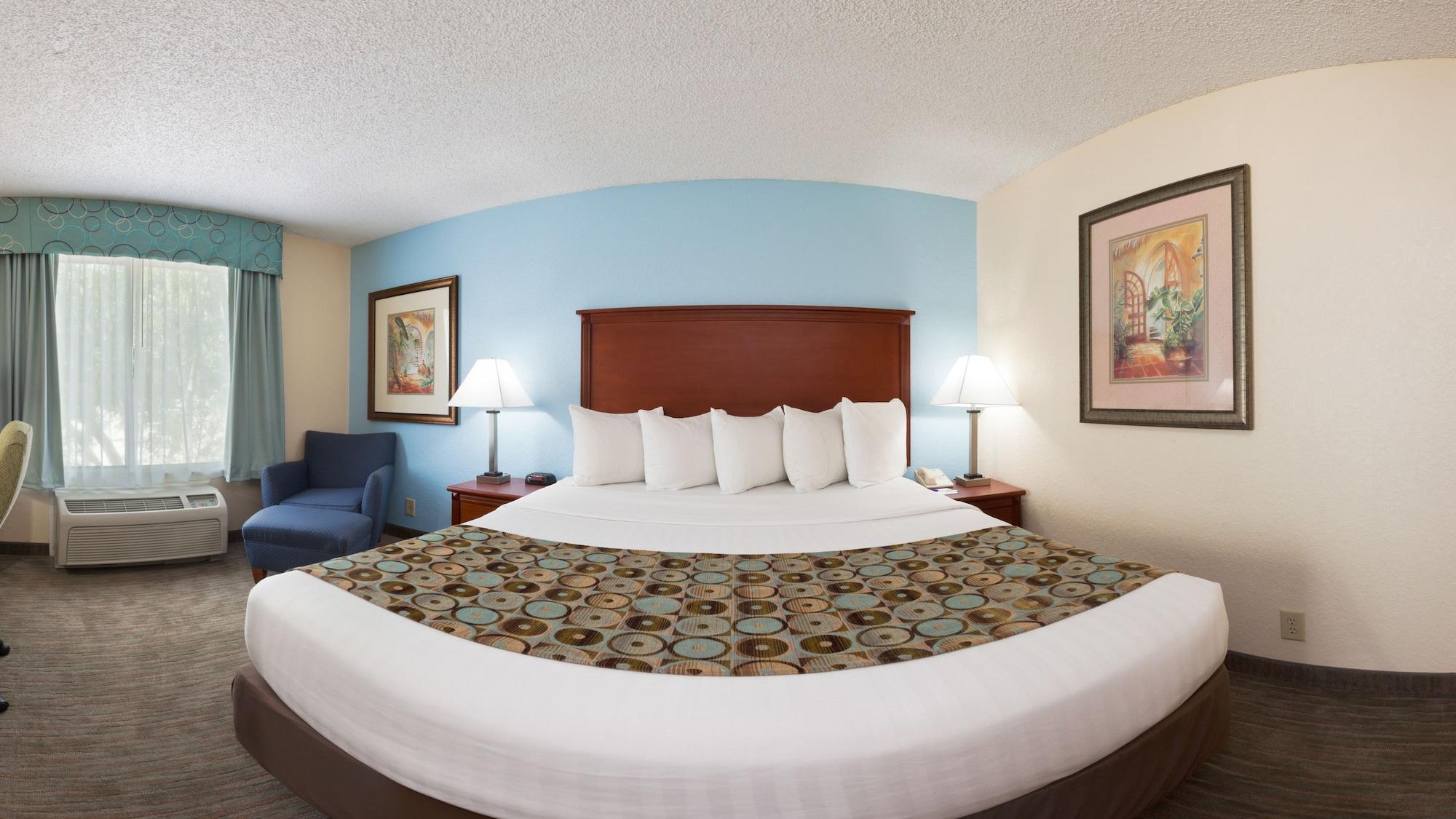 Baymont By Wyndham I-75 Hotel 2*
