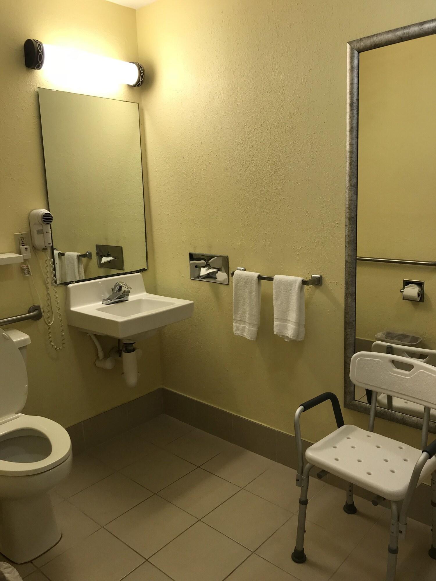 Hotel Baymont By Wyndham I-75 Gainesville