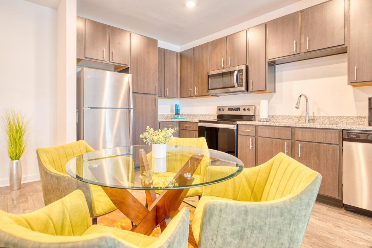 Luxe One Bedroom With Balcony