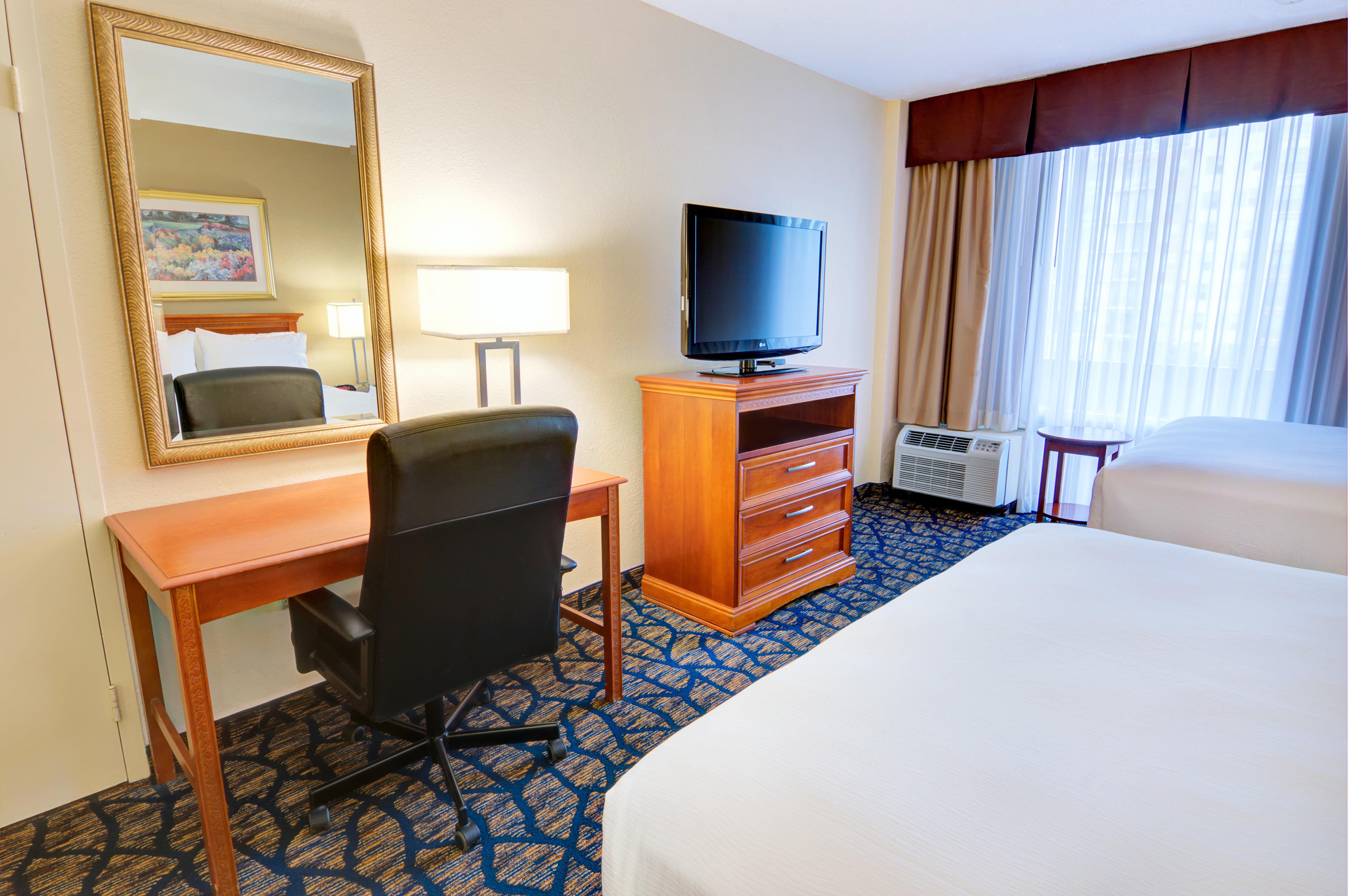 Gainesville-university Center By Ihg Hotel 3*