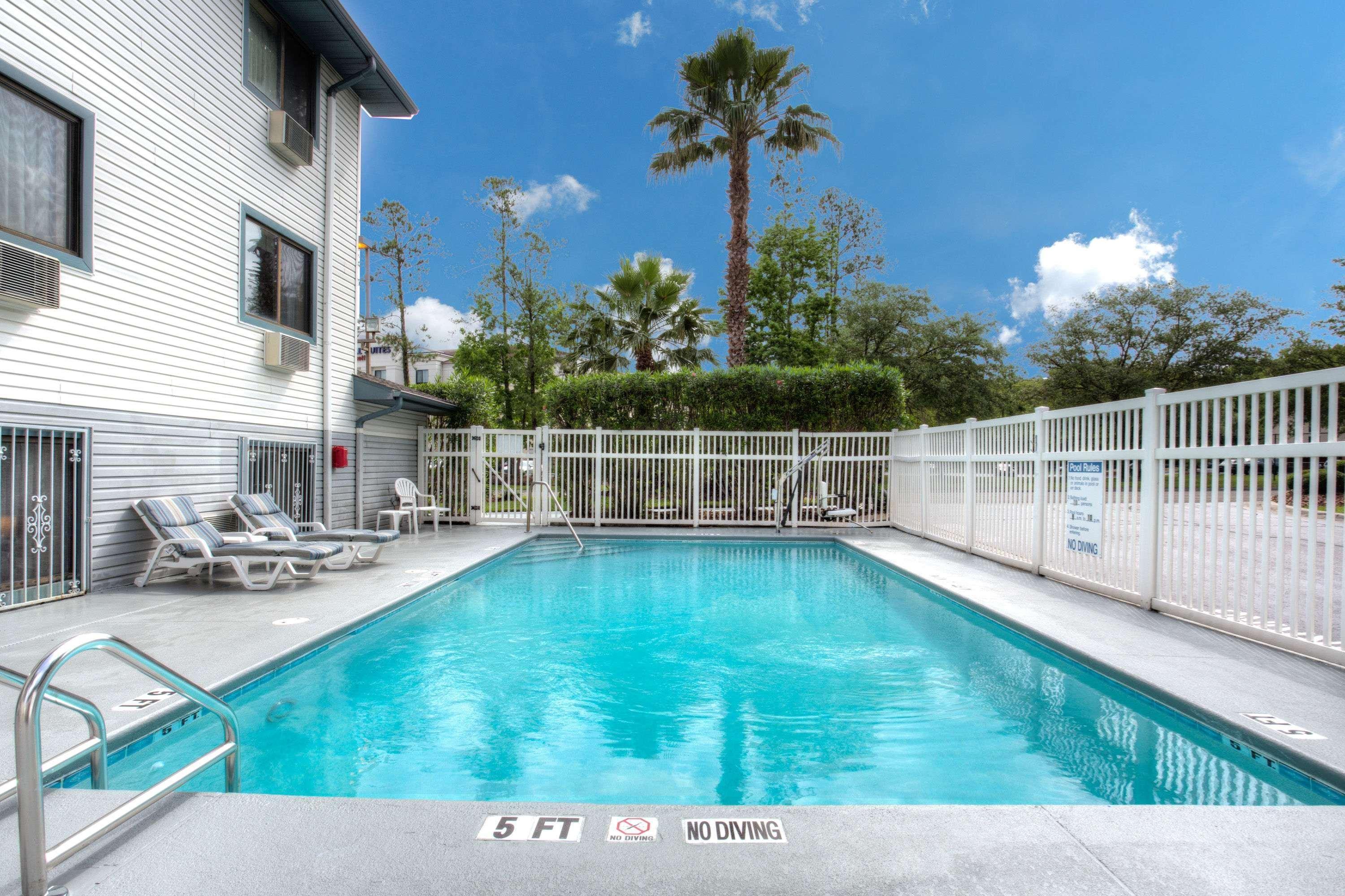 Super-8-gainesville-i-75-hospital-university-area Motel