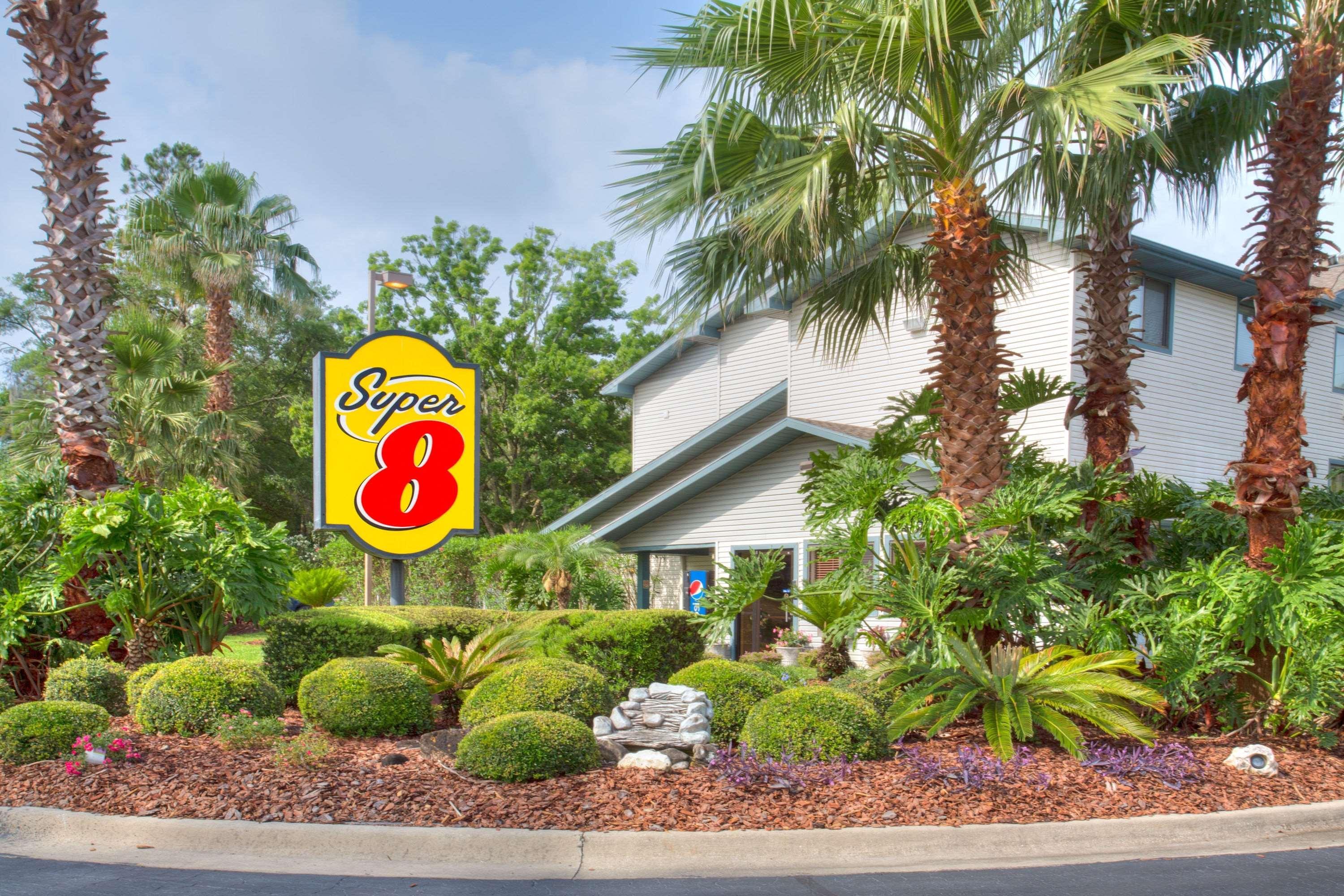 Super-8-gainesville-i-75-hospital-university-area Motel 2*