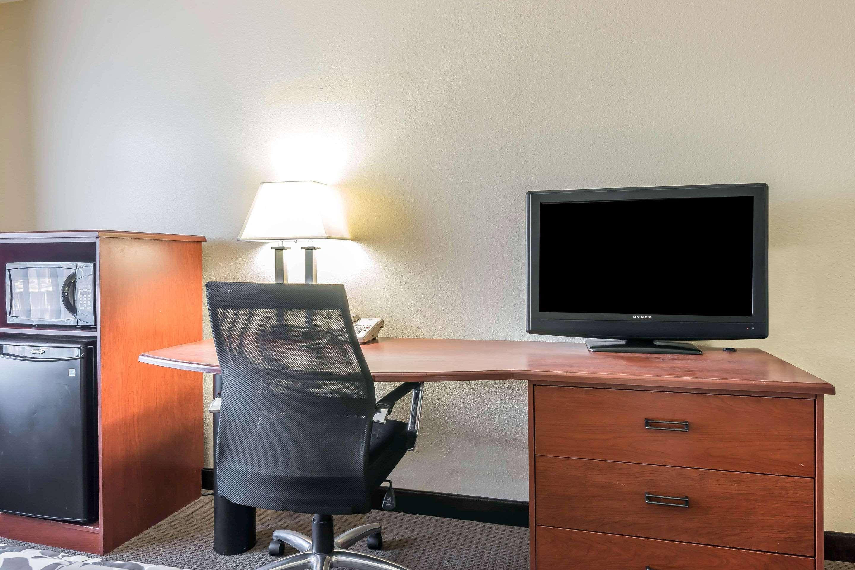 Sleep & University-shands Hotel