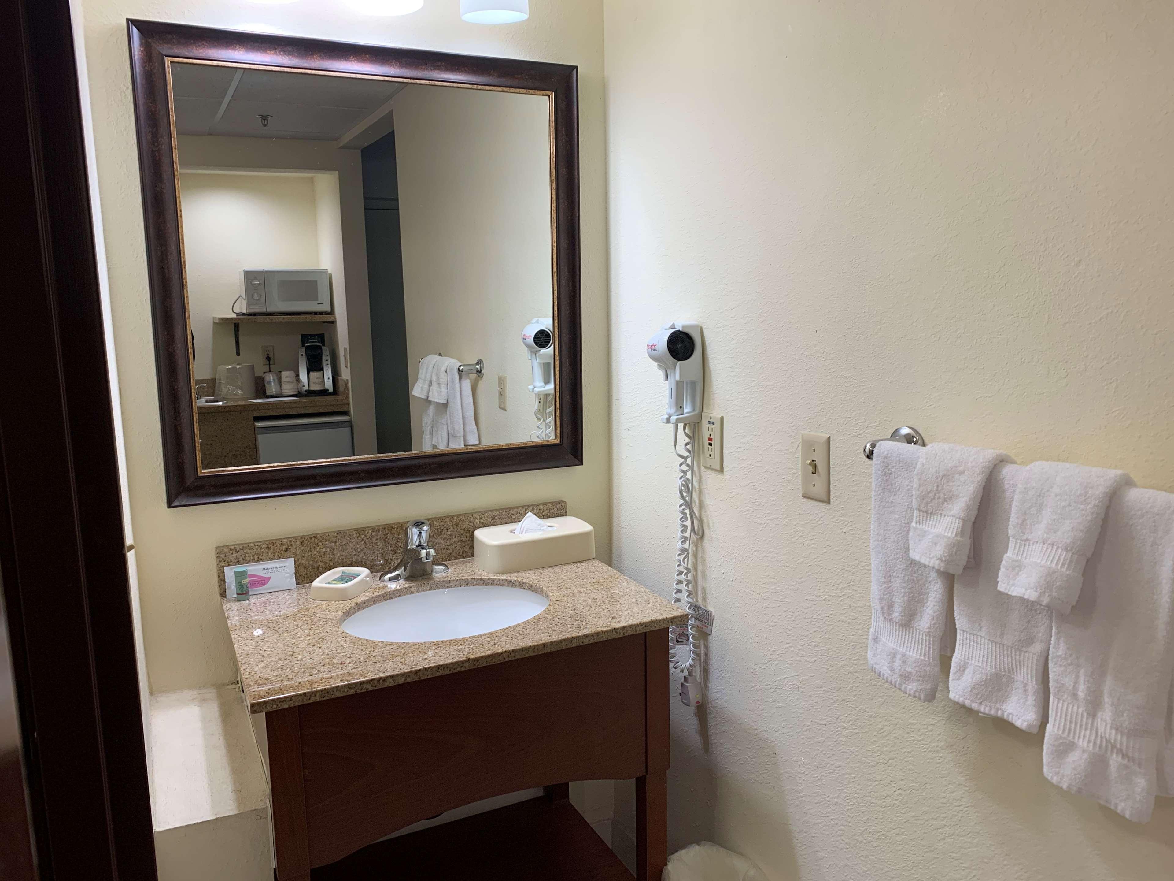Western Gateway Grand 3*