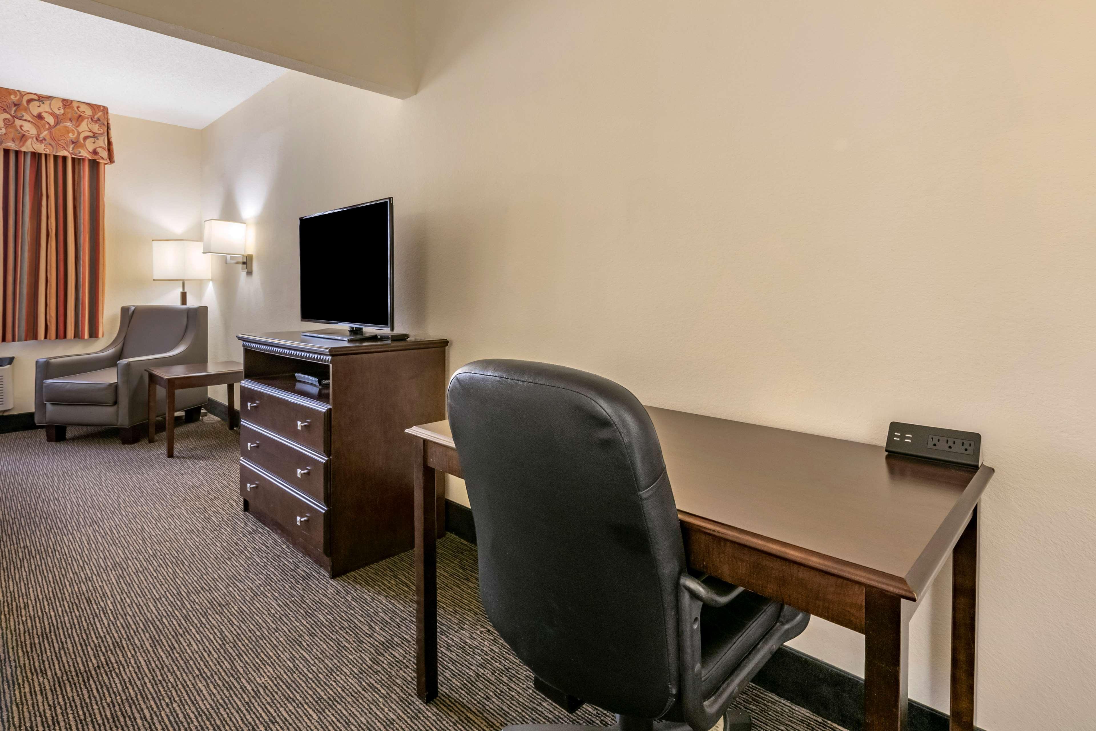 Western Gateway Grand 3*